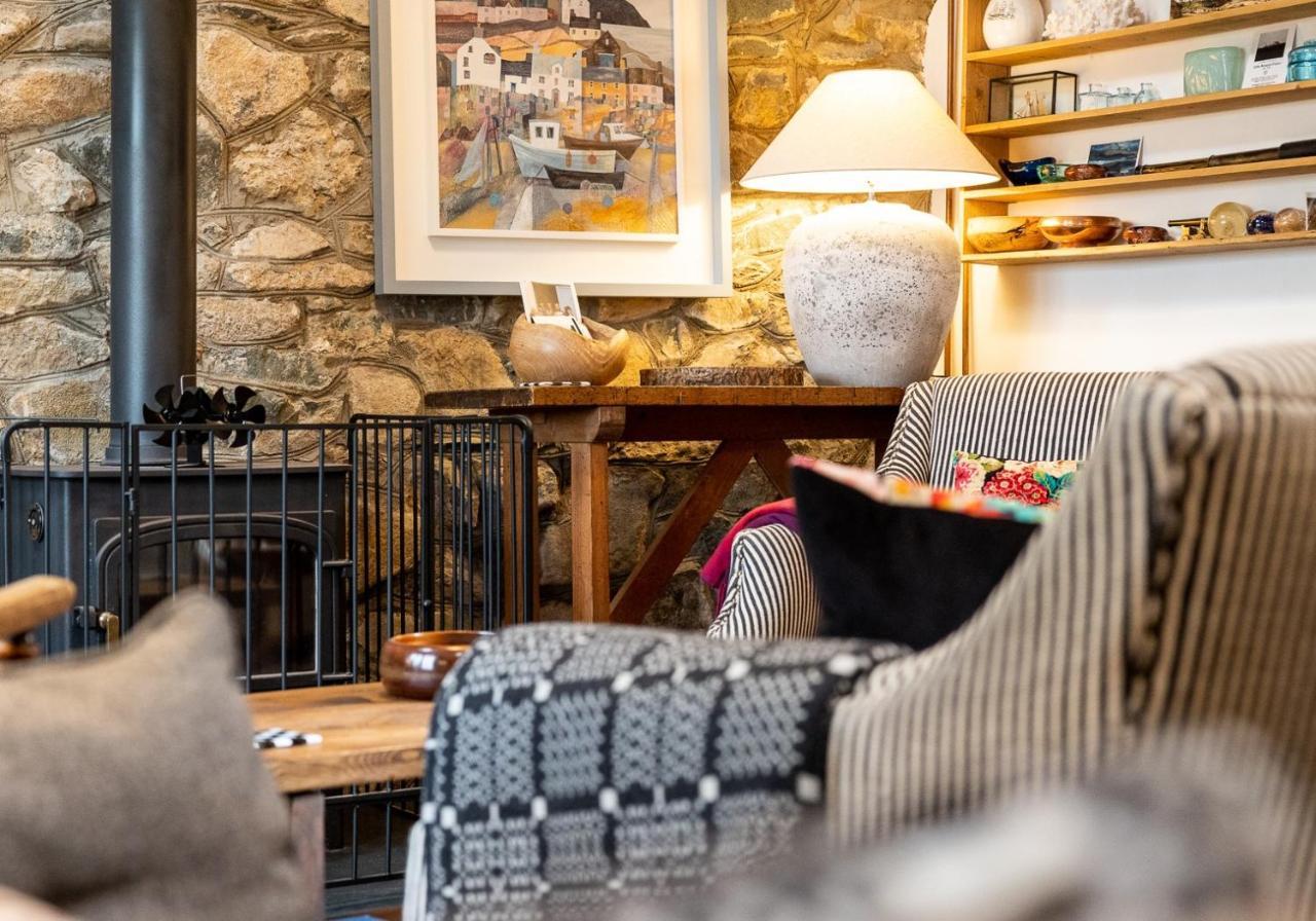 Bwthyn Capten - A Charming Cottage For Up To 6 Newport  Exterior photo